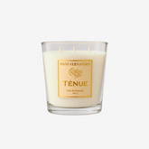 Vela perfumada Tênue 800 g aproximadamente 3 horas de duração.