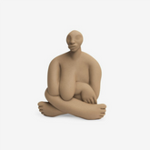 Escultura A Negra em poliresina marrom 29x21 cm