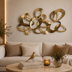Adorno para Parede em Metal Dourado 51x98 cm