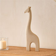Escultura Girafa em poliresina bege 39x14 cm 