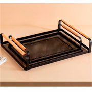 Bandeja de ferro Rack com alça de madeira preto 33x23 cm 