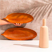 Bandeja de madeira folha marrom 40x15 cm 