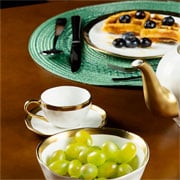 Xícara de café com pires em porcelana Dubai branco e dourado 90 ml 