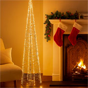 Arvore de natal em metal dourado 600 leds bivolt 1,19 metros 