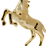 Escultura cavalo de pé em resina dourado 27x26x10 cm 