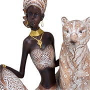 Africana em resina e leopardo marrom 18x25 cm 