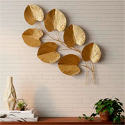 Adorno de metal Folhas para parede dourado 94 cm 