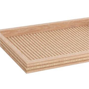 Bandeja de MDF revestida em palha trançada bege 45x30 cm 