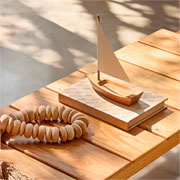 Escultura de madeira barco veleiro bege 30x25 cm 
