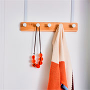 Cabideiro de porta em bambu 3 ganchos branco 22x04 cm 