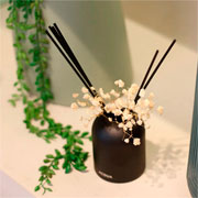 Óleo difusor de Aromas Acqua Cedro e Noz moscada 120 ml 