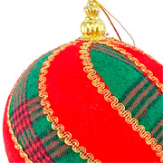 Bola natalina em camurça xadrez vermelho e verde 10 cm. 