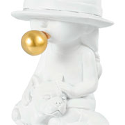 Escultura em resina menina com cachorro branco 15x11 cm. 